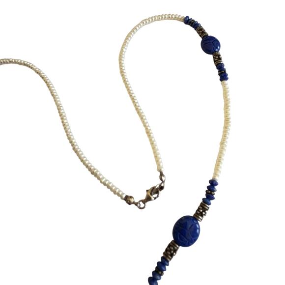 Beaded necklace carved Lapis Lazuli & Pearl beads delicate single strand - Picture 5 of 6